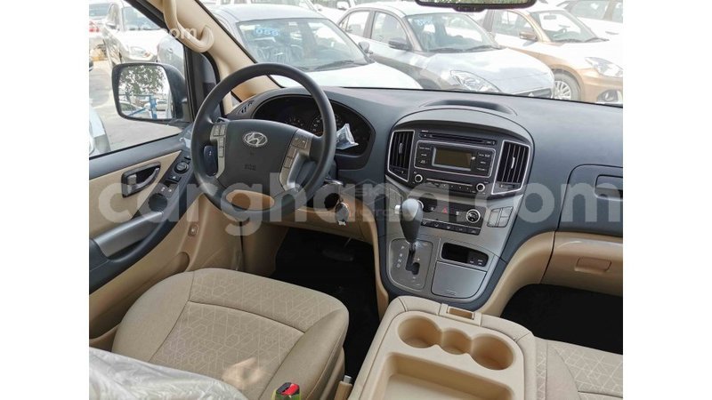 Big with watermark hyundai accent ashanti import dubai 29759