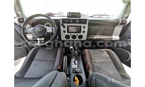 Buy Import Toyota FJ Cruiser Black Car in Import - Dubai in Ashanti Buy Import Toyota FJ Cruiser Black Car in Import - Dubai in Ashanti