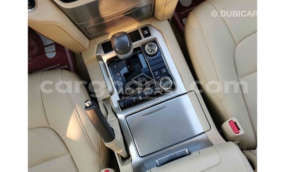 Buy Import Toyota Land Cruiser White Car in Import - Dubai in Ashanti Buy Import Toyota Land Cruiser White Car in Import - Dubai in Ashanti