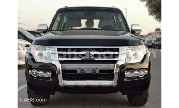 Sayi Imported Mitsubishi Pajero Black Mota in Import - Dubai a Ashanti Sayi Imported Mitsubishi Pajero Black Mota in Import - Dubai a Ashanti