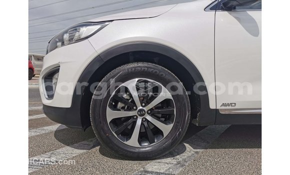 Buy Import Kia Sorento White Car in Import - Dubai in Ashanti Buy Import Kia Sorento White Car in Import - Dubai in Ashanti