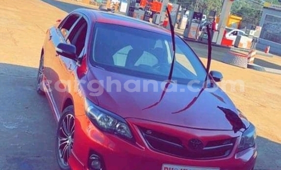 Sayi Na hannu Toyota Corolla Red Mota in Accra a Greater Accra
