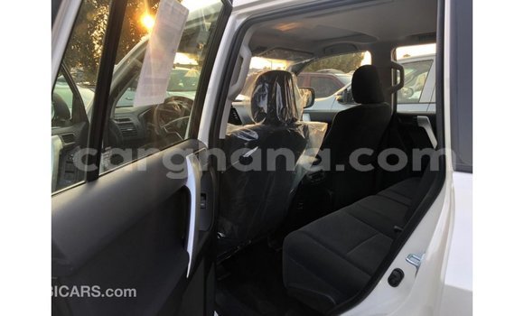 Ra Imported Toyota Prado funfun Ọkọ̀ in Import - Dubai ni Ashanti Ra Imported Toyota Prado funfun Ọkọ̀ in Import - Dubai ni Ashanti