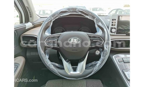 Ra Imported Hyundai Santa Fe funfun Ọkọ̀ in Import - Dubai ni Ashanti Ra Imported Hyundai Santa Fe funfun Ọkọ̀ in Import - Dubai ni Ashanti