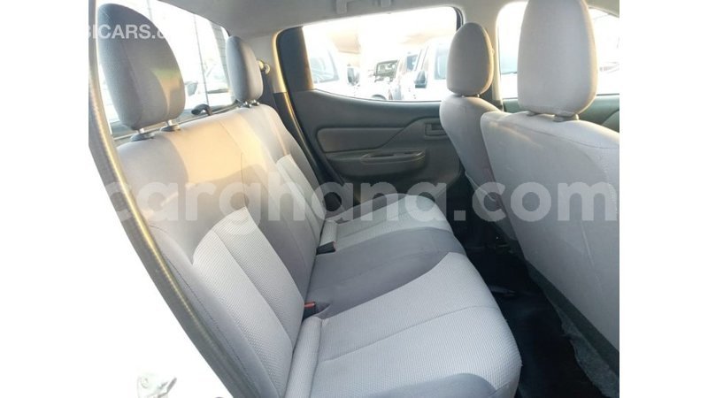 Big with watermark mitsubishi l200 ashanti import dubai 29945