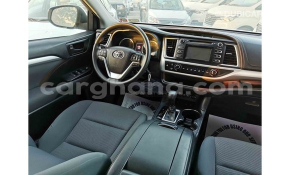 Buy Import Toyota Highlander White Car in Import - Dubai in Ashanti Buy Import Toyota Highlander White Car in Import - Dubai in Ashanti