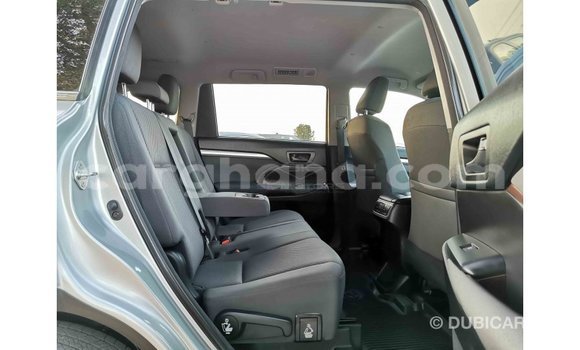 Buy Import Toyota Highlander White Car in Import - Dubai in Ashanti Buy Import Toyota Highlander White Car in Import - Dubai in Ashanti