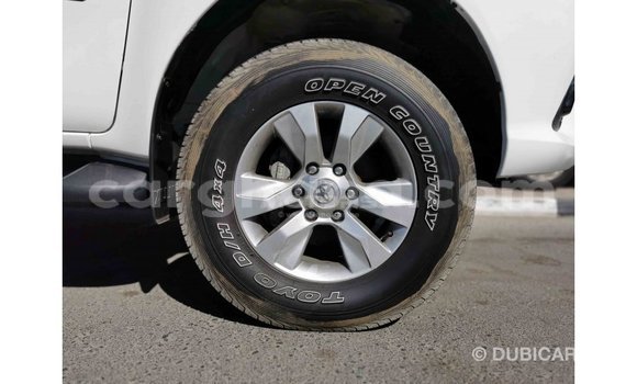 Buy Import Toyota Hilux White Car in Import - Dubai in Ashanti Buy Import Toyota Hilux White Car in Import - Dubai in Ashanti