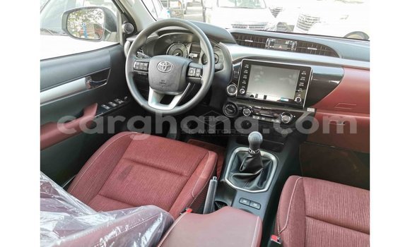 Buy Import Toyota Hilux White Car in Import - Dubai in Ashanti Buy Import Toyota Hilux White Car in Import - Dubai in Ashanti