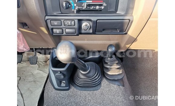 Buy Import Toyota Land Cruiser White Car in Import - Dubai in Ashanti Buy Import Toyota Land Cruiser White Car in Import - Dubai in Ashanti