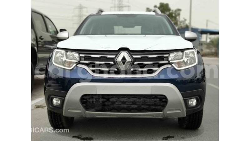 Big with watermark renault duster ashanti import dubai 30022