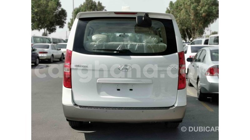 Big with watermark hyundai accent ashanti import dubai 30023