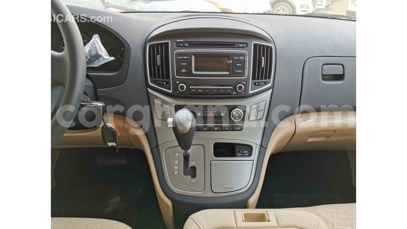 Big with watermark hyundai accent ashanti import dubai 30023