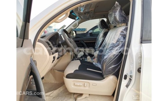 Ra Imported Toyota Land Cruiser funfun Ọkọ̀ in Import - Dubai ni Ashanti Ra Imported Toyota Land Cruiser funfun Ọkọ̀ in Import - Dubai ni Ashanti