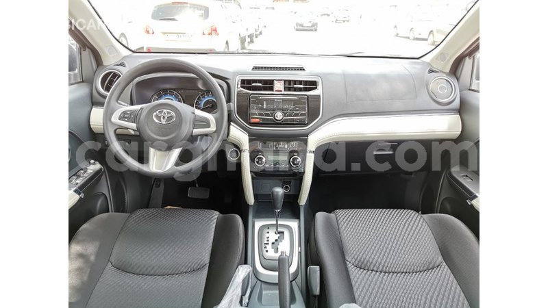 Big with watermark toyota rush ashanti import dubai 30054