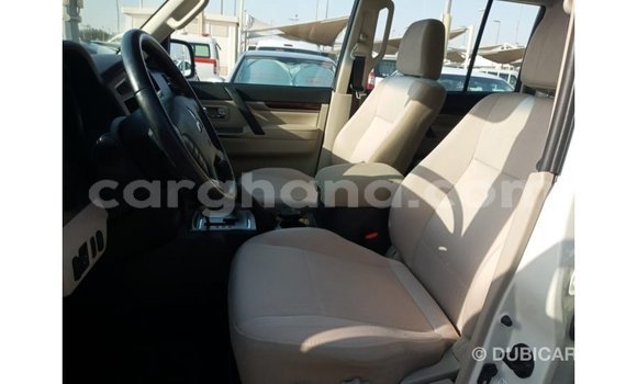 Sayi Imported Mitsubishi Pajero White Mota in Import - Dubai a Ashanti Sayi Imported Mitsubishi Pajero White Mota in Import - Dubai a Ashanti