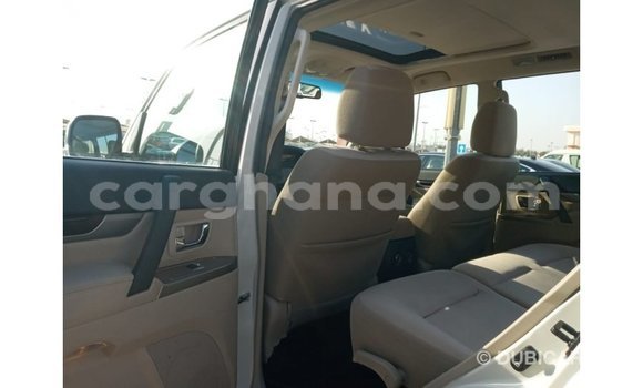Sayi Imported Mitsubishi Pajero White Mota in Import - Dubai a Ashanti Sayi Imported Mitsubishi Pajero White Mota in Import - Dubai a Ashanti