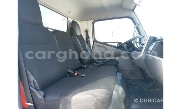 Ra Imported Mitsubishi i funfun Ọkọ̀ in Import - Dubai ni Ashanti Ra Imported Mitsubishi i funfun Ọkọ̀ in Import - Dubai ni Ashanti