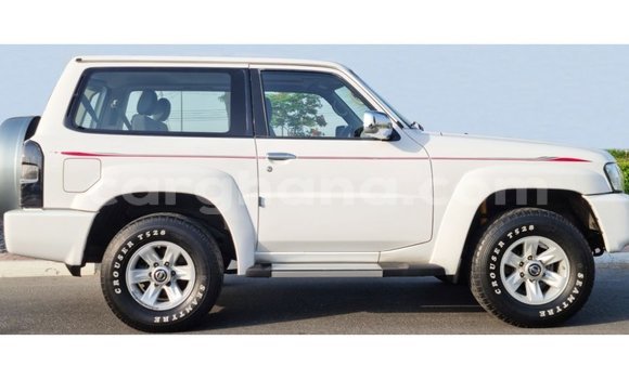 Ra Imported Nissan Patrol funfun Ọkọ̀ in Import - Dubai ni Ashanti Ra Imported Nissan Patrol funfun Ọkọ̀ in Import - Dubai ni Ashanti
