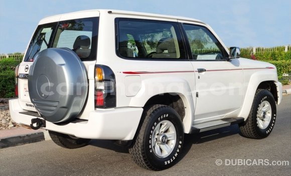 Ra Imported Nissan Patrol funfun Ọkọ̀ in Import - Dubai ni Ashanti Ra Imported Nissan Patrol funfun Ọkọ̀ in Import - Dubai ni Ashanti