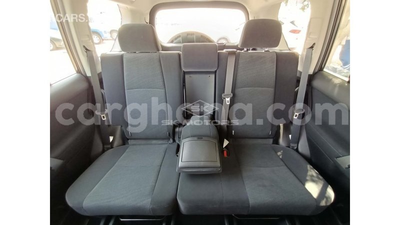 Big with watermark toyota prado ashanti import dubai 30069