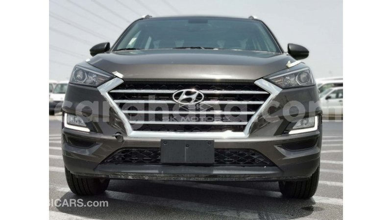 Big with watermark hyundai tucson ashanti import dubai 30122