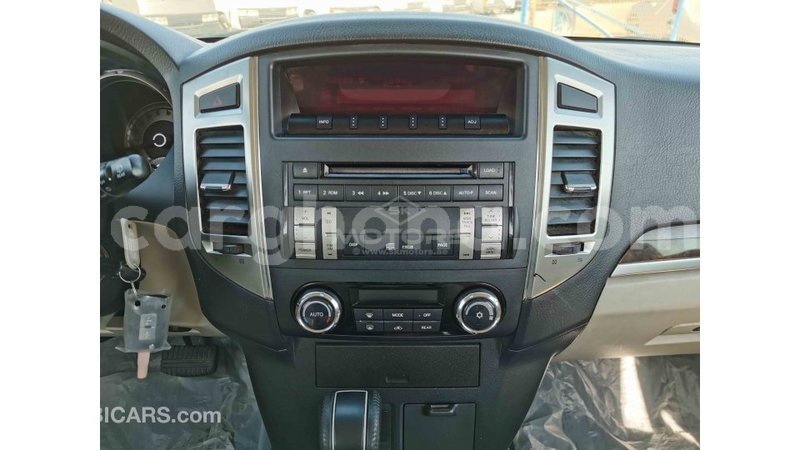 Big with watermark mitsubishi pajero ashanti import dubai 30143