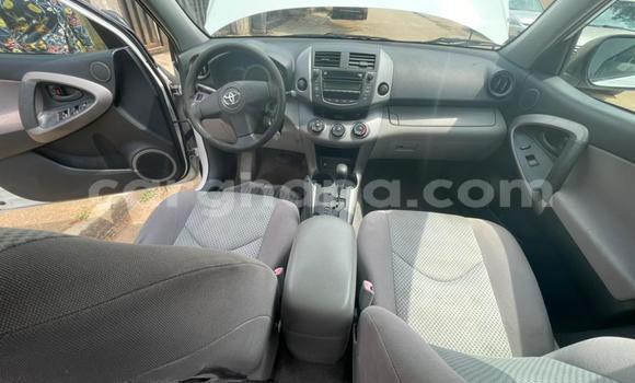 Buy Used Toyota RAV4 White Car in Sekondi–Takoradi Metropolitan in Western Buy Used Toyota RAV4 White Car in Sekondi–Takoradi Metropolitan in Western