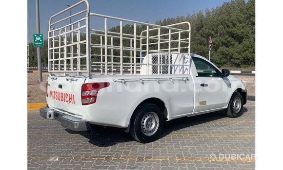 Buy Import Mitsubishi L200 White Car in Import - Dubai in Ashanti Buy Import Mitsubishi L200 White Car in Import - Dubai in Ashanti