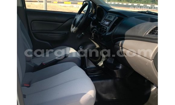 Buy Import Mitsubishi L200 White Car in Import - Dubai in Ashanti Buy Import Mitsubishi L200 White Car in Import - Dubai in Ashanti