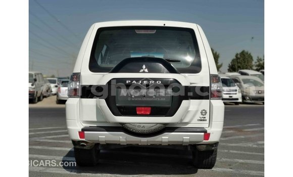 Ra Imported Mitsubishi Pajero funfun Ọkọ̀ in Import - Dubai ni Ashanti Ra Imported Mitsubishi Pajero funfun Ọkọ̀ in Import - Dubai ni Ashanti