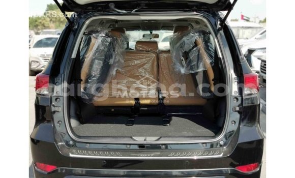Sayi Imported Toyota Fortuner Black Mota in Import - Dubai a Ashanti Sayi Imported Toyota Fortuner Black Mota in Import - Dubai a Ashanti