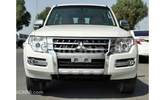 Ra Imported Mitsubishi Pajero funfun Ọkọ̀ in Import - Dubai ni Ashanti Ra Imported Mitsubishi Pajero funfun Ọkọ̀ in Import - Dubai ni Ashanti