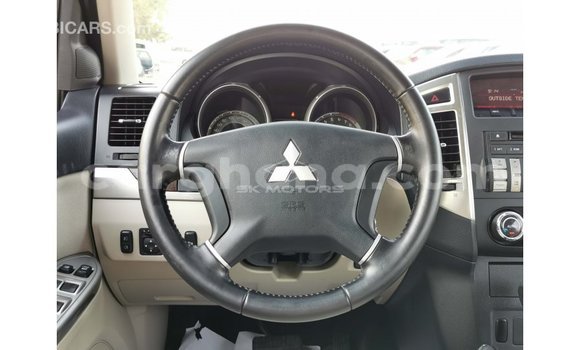 Sayi Imported Mitsubishi Pajero White Mota in Import - Dubai a Ashanti Sayi Imported Mitsubishi Pajero White Mota in Import - Dubai a Ashanti