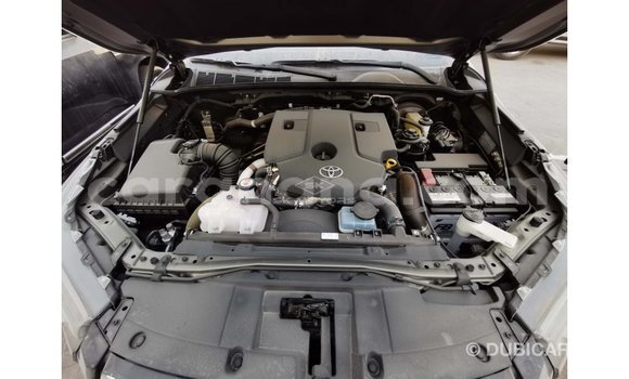 Ra Imported Toyota Hilux Red Ọkọ̀ in Import - Dubai ni Ashanti Ra Imported Toyota Hilux Red Ọkọ̀ in Import - Dubai ni Ashanti