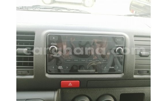 Sayi Imported Toyota Hiace White Mota in Import - Dubai a Ashanti Sayi Imported Toyota Hiace White Mota in Import - Dubai a Ashanti