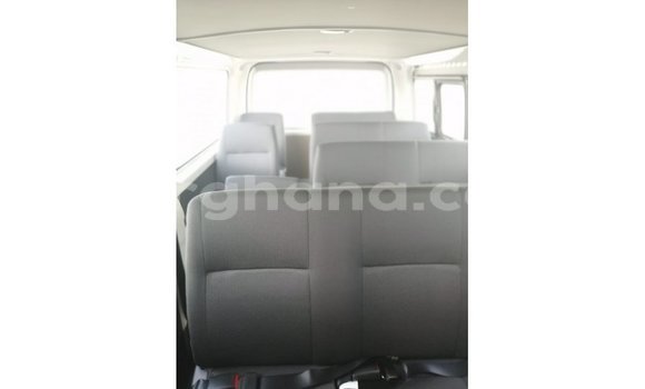 Sayi Imported Toyota Hiace White Mota in Import - Dubai a Ashanti Sayi Imported Toyota Hiace White Mota in Import - Dubai a Ashanti