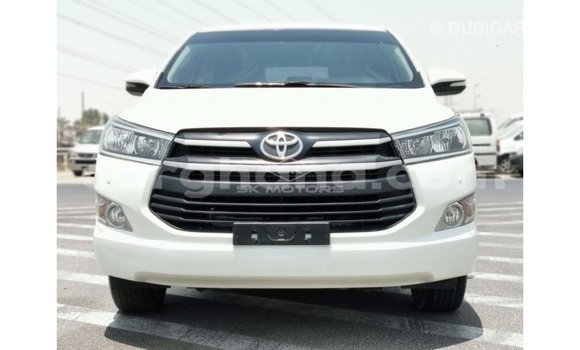 Ra Imported Toyota Innova funfun Ọkọ̀ in Import - Dubai ni Ashanti Ra Imported Toyota Innova funfun Ọkọ̀ in Import - Dubai ni Ashanti