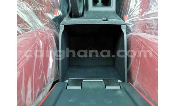 Sayi Imported Toyota Hilux White Mota in Import - Dubai a Ashanti Sayi Imported Toyota Hilux White Mota in Import - Dubai a Ashanti