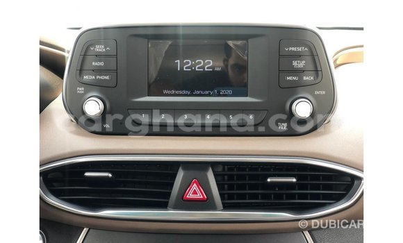 Buy Import Hyundai Santa Fe White Car in Import - Dubai in Ashanti Buy Import Hyundai Santa Fe White Car in Import - Dubai in Ashanti