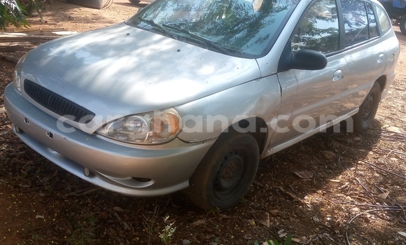 Ra Àlòkù Kia Rio Silver Ọkọ̀ in Accra ni Greater Accra
