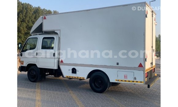 Ra Imported Hyundai Accent funfun Ọkọ̀ in Import - Dubai ni Ashanti Ra Imported Hyundai Accent funfun Ọkọ̀ in Import - Dubai ni Ashanti