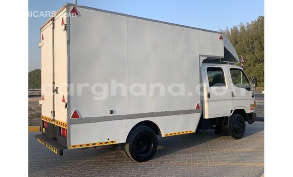 Ra Imported Hyundai Accent funfun Ọkọ̀ in Import - Dubai ni Ashanti Ra Imported Hyundai Accent funfun Ọkọ̀ in Import - Dubai ni Ashanti