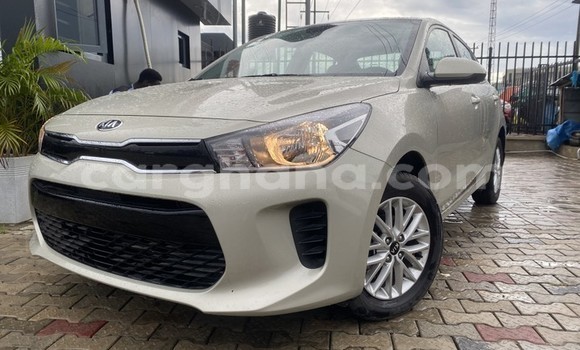 Buy Used Kia Rio Silver Car in Sekondi–Takoradi Metropolitan in Western Buy Used Kia Rio Silver Car in Sekondi–Takoradi Metropolitan in Western