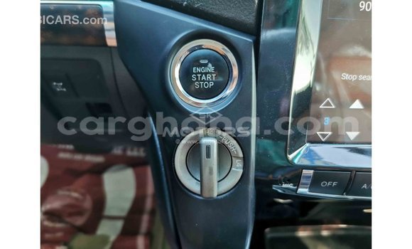 Buy Import Toyota Land Cruiser White Car in Import - Dubai in Ashanti Buy Import Toyota Land Cruiser White Car in Import - Dubai in Ashanti