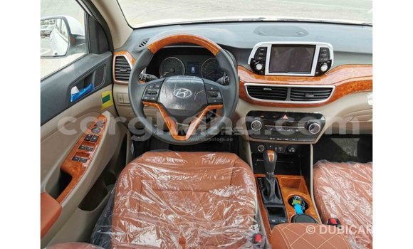 Buy Import Hyundai Tucson White Car in Import - Dubai in Ashanti Buy Import Hyundai Tucson White Car in Import - Dubai in Ashanti