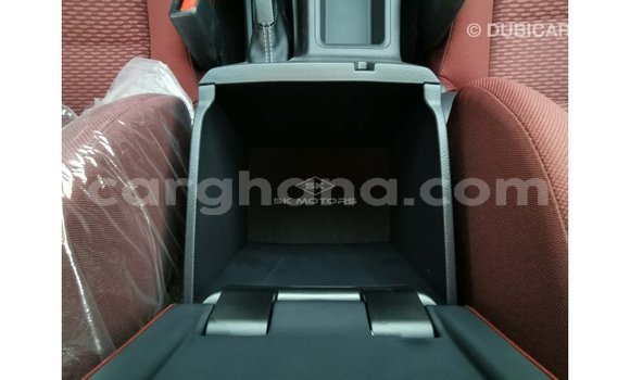 Ra Imported Toyota Hilux funfun Ọkọ̀ in Import - Dubai ni Ashanti Ra Imported Toyota Hilux funfun Ọkọ̀ in Import - Dubai ni Ashanti