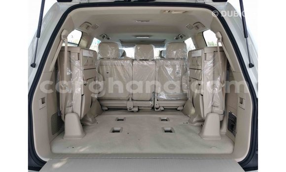 Buy Import Toyota Land Cruiser White Car in Import - Dubai in Ashanti Buy Import Toyota Land Cruiser White Car in Import - Dubai in Ashanti