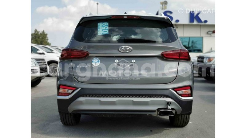 Big with watermark hyundai santa fe ashanti import dubai 30597