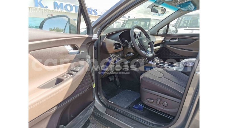 Big with watermark hyundai santa fe ashanti import dubai 30597